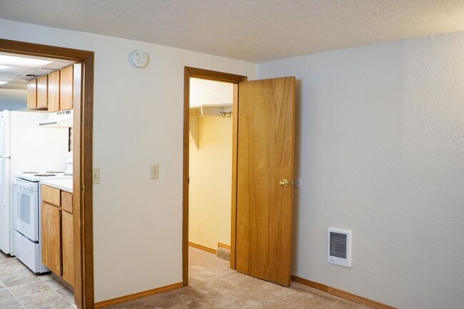 Photo - Great NW Location: Spacious 1 Bedroom Ready Soon! Unit 2449