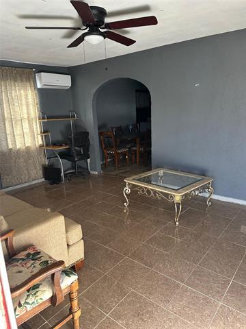 Photo - 1117 E Harvey Ave