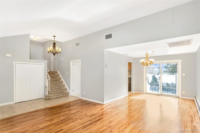 Photo - 15 Ingram Dr