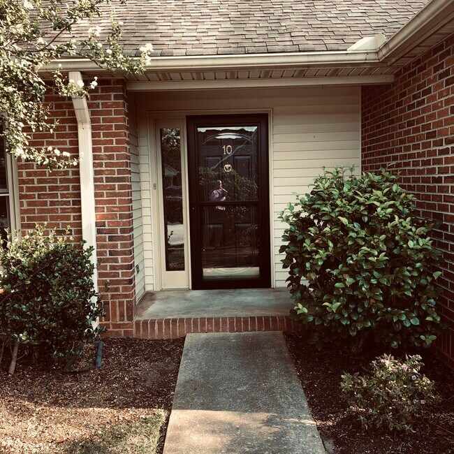 Photo - 313 Grace St