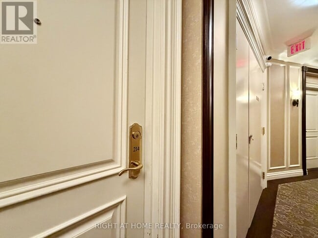 Photo - 9235 Jane St Unit 214