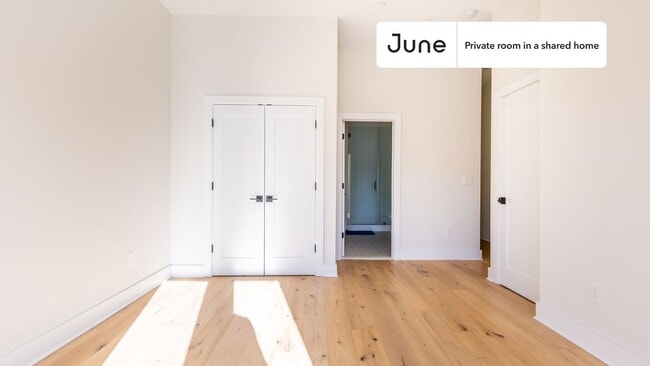 Photo - Room in Shared 2 bed/2.5 bath home Unit B