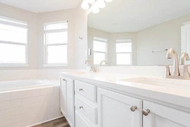 Photo - 19419 E Purdue Cir
