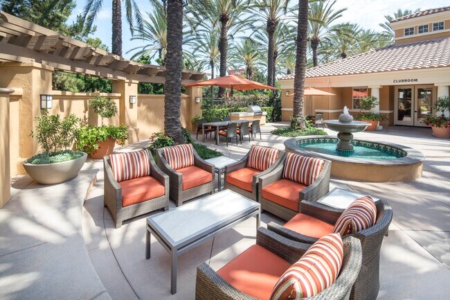 Las Palmas Apartment Homes