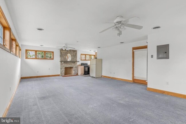 Photo - 217 N Providence Rd