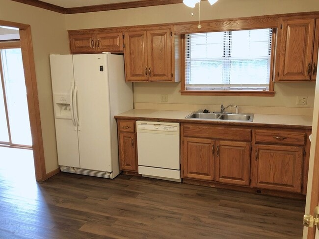 Photo - 1307-1309 Sanders St Unit 1307 Sanders St