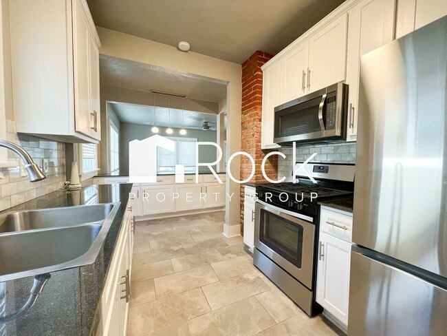 Photo - Must See 3 Bedroom/3 Bathroom Home near Edgemere Park
