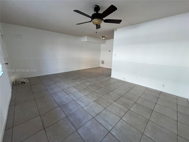 Photo - 1100 SE 4th Ave