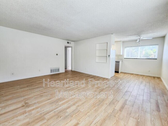 Photo - 4362 Louisiana St Unidad #1