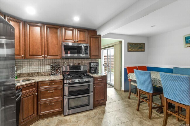 Photo - 289 Cottage Walk