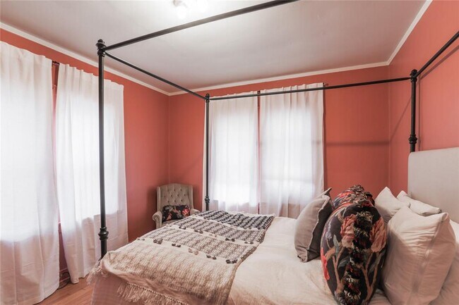 Photo - 2700 NW 17th St