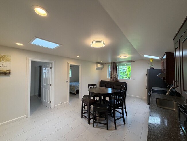 Photo - 3346 Kanaina Ave Unidad B