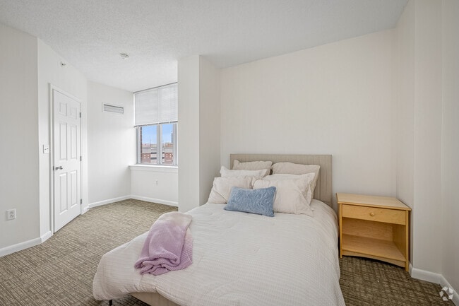 Eutaw 1BR, 1BA - 800SF - Bedroom