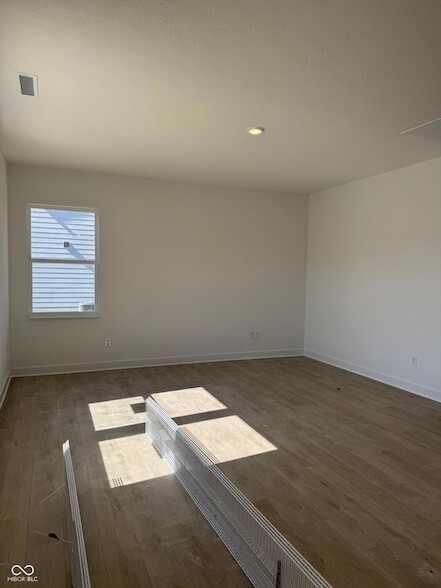 Photo - 7581 Fallsworth Dr