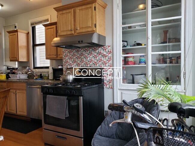 Photo - 358 Princeton St Unit 2