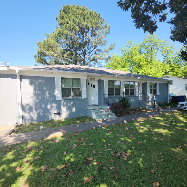 Photo - 3320-3322 S 18th St Apartment Unit 3322