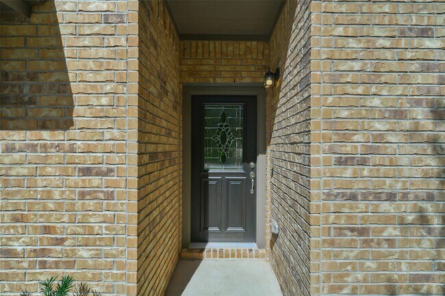Photo - 11330 Alcott Dr