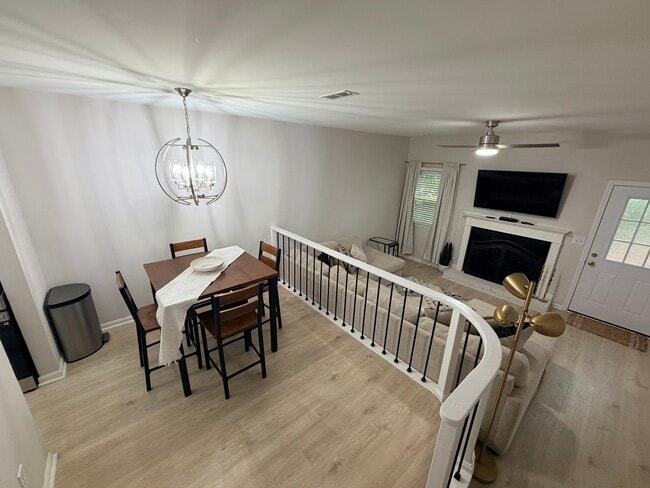 Photo - 808 Kendall Dr Unit 808