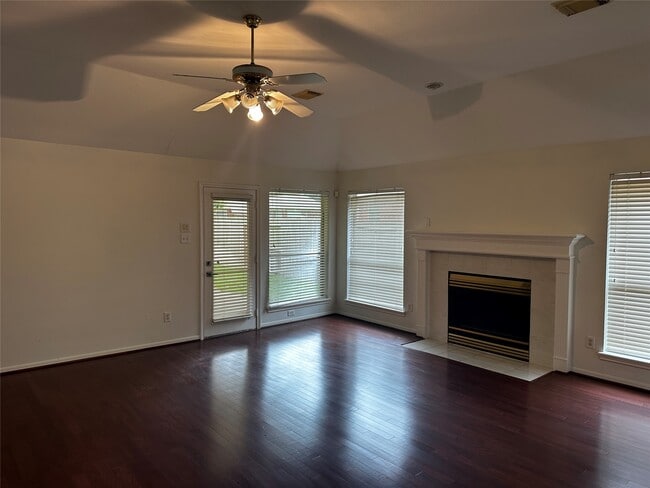 Photo - 15303 Marden Ct