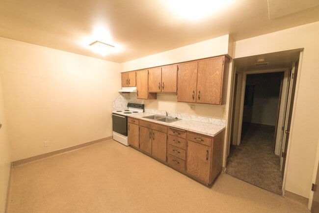 Photo - 665 600 W Unit 1