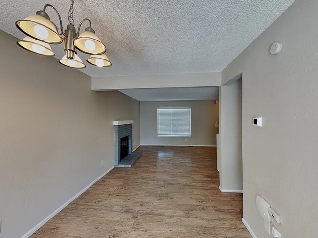 Photo - 9909 Garland Dr