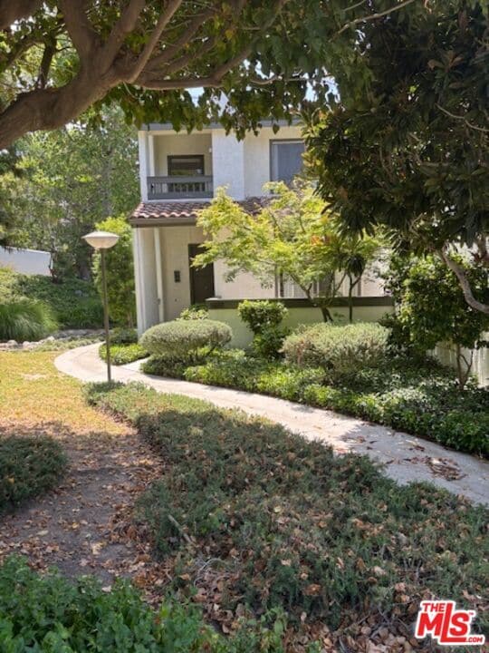Building Photo - 1644 Palisades Dr Rental