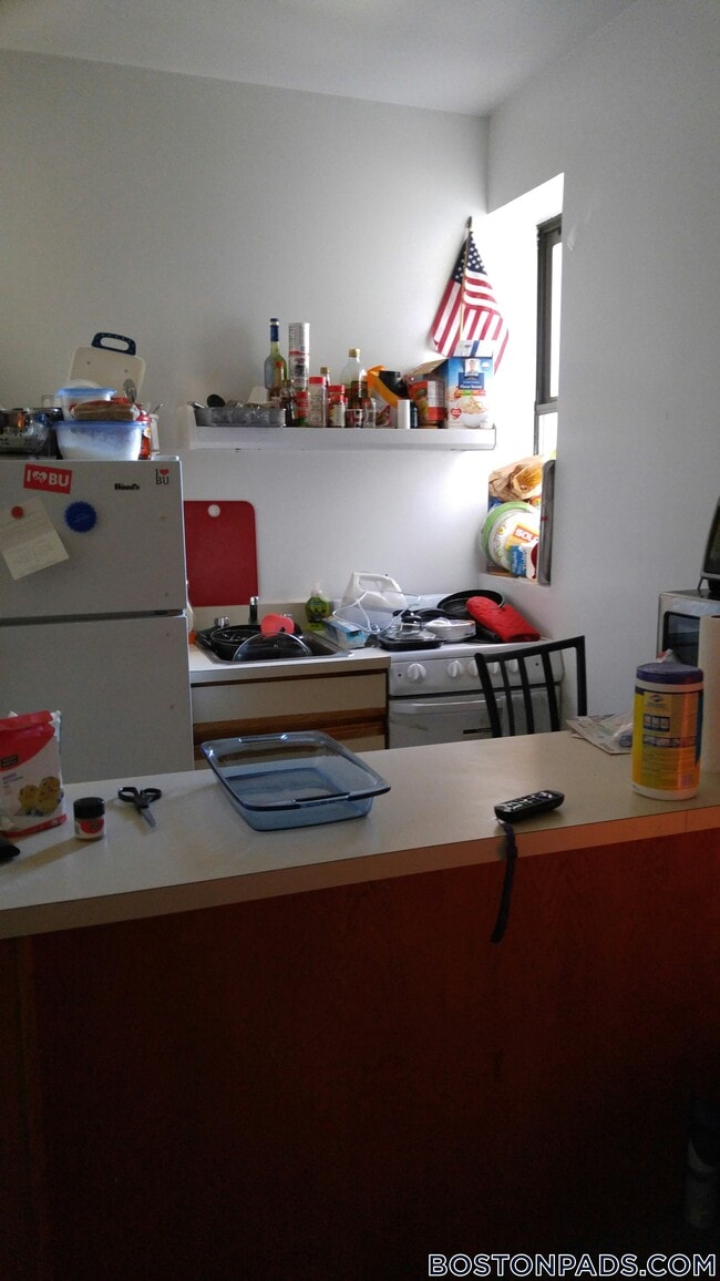 Photo - 833 Beacon St Unidad 206