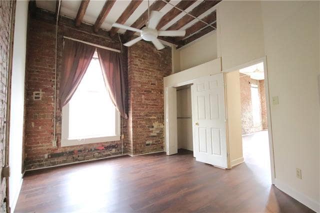 Photo - 541 St Joseph St