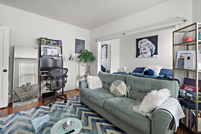 Photo - 1677 Commonwealth Ave Unit 18