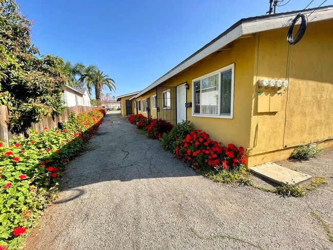 Photo - 114-118 W 1st Ave Unidad 118 1/2