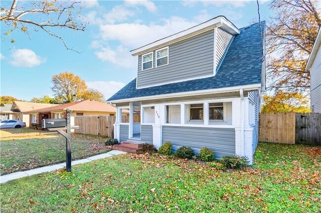 Photo - 229 Woodview Ave