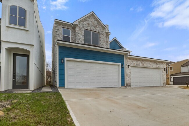 Photo - 117 Capetown Ln
