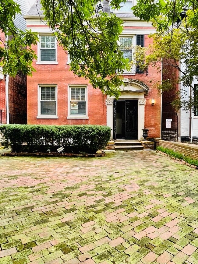 Photo - 4628 McPherson Ave Unit 1 w