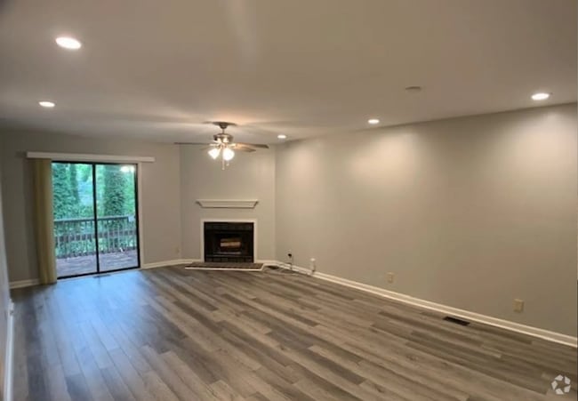 Building Photo - 113 Greengate Ct Rental