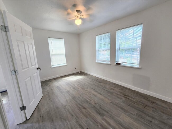 Photo - 6914 Gonzales St