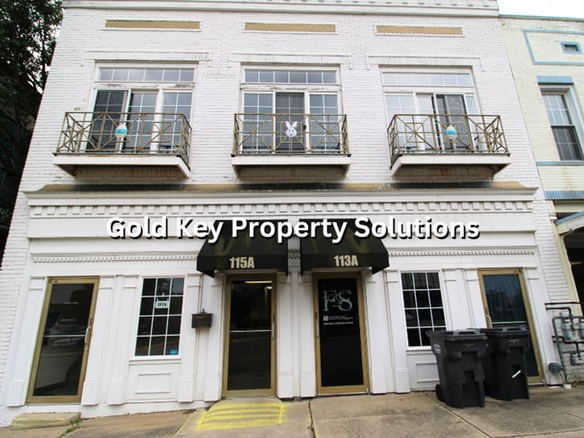 Photo - 113-115 E 9th St Unit 113 E 9th B