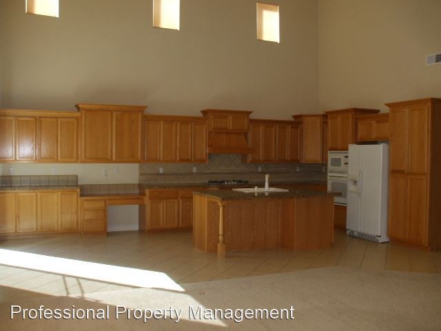 Photo - 4 br, 2.5 bath House - 1741 Toby Drive