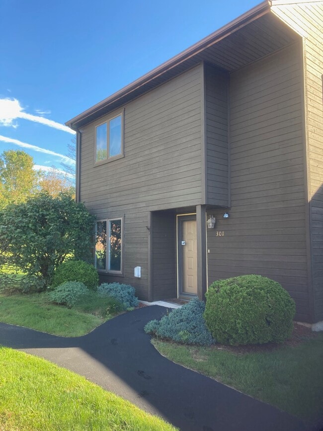 Exterior - 301 Village Rd Townhome
