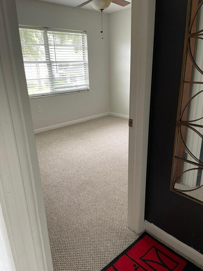 Photo - 5002 Bordeaux Village Plz Unidad 201