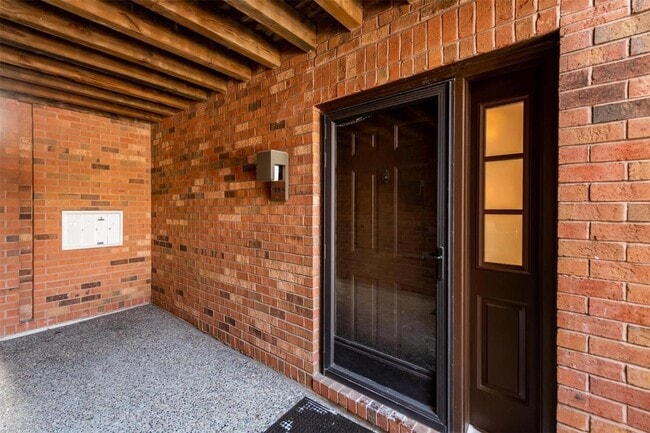 Photo - 122 N Central Ave Condo Unit A