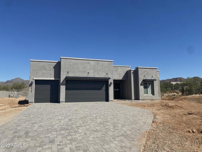 Photo - 10569 N 131st St