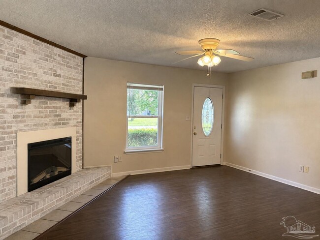 Photo - 3255 Maplewood Dr