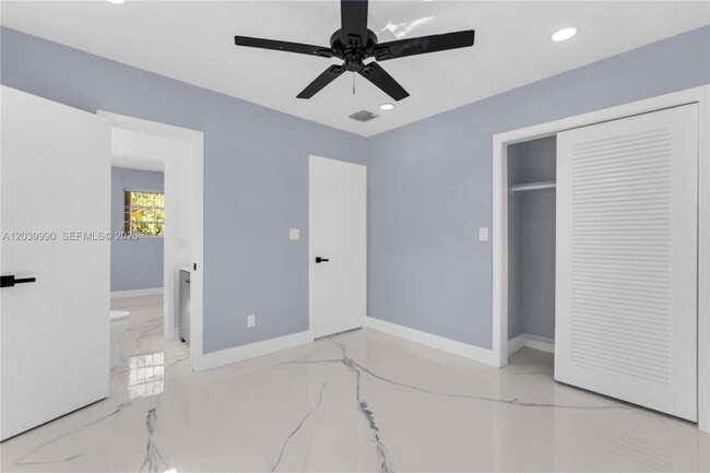 Photo - 1010 NW 196th St
