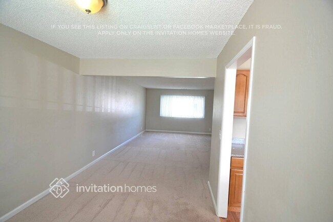 Photo - 824 Blue Bill Way