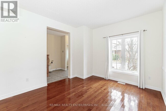 Photo - 2341 Vanessa Dr