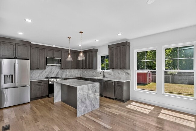 Photo - 2408B 14th Avenue N