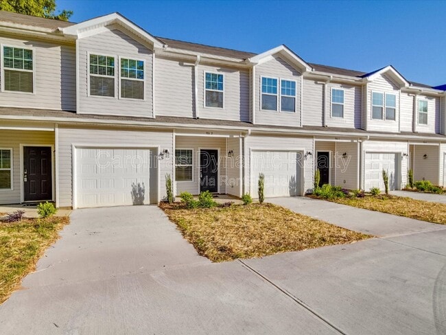 Photo - 916 S Battleground Ave