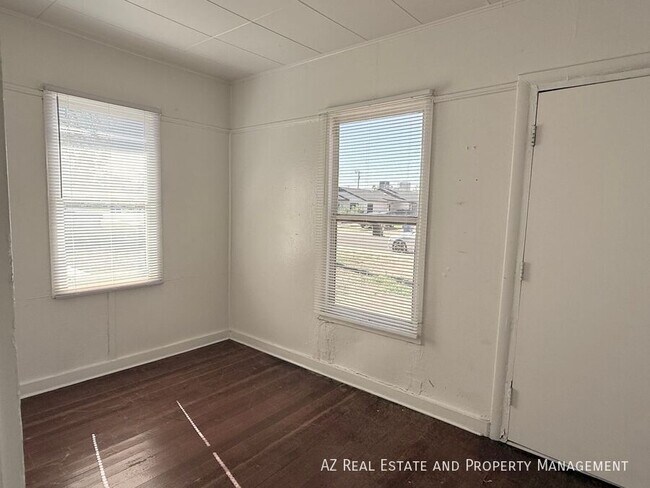 Photo - 3809 N 9th Pl