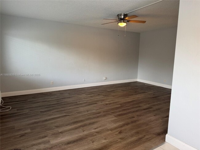 Photo - 2020 NE 51st Ct