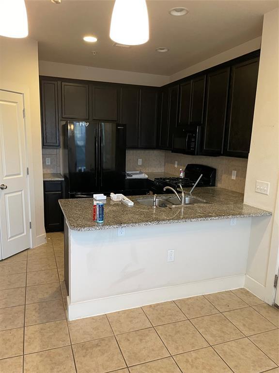 Photo - 2212 Creekside Ln